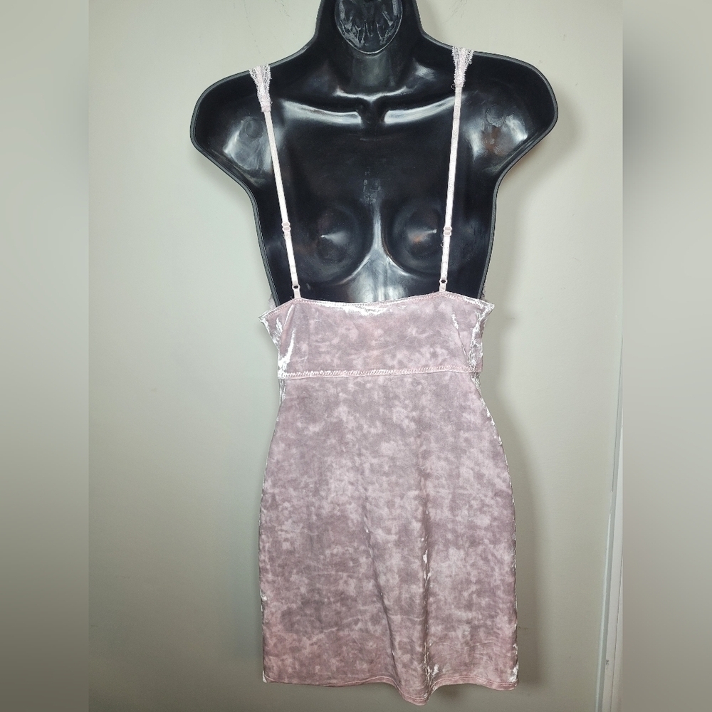 Intimately Free People Crushed Velvet Viper Dress Lace Pink Slip Chemise Nighty - Picture 4 of 11